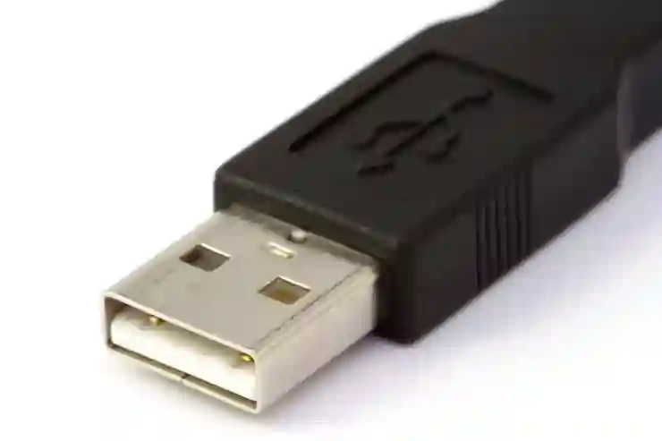 USB 케이블로 핸드폰 사진 쉽게 옮기는 꿀팁