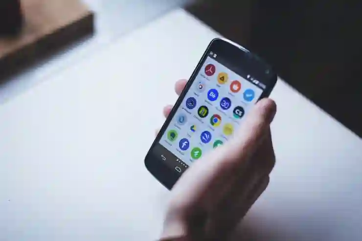 스마트폰 블루 라이트 필터로 눈 건강 지키기 팁
