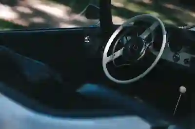 TPMS 경고등 꺼지지 않을 때 점검해야 할 4가지 방법